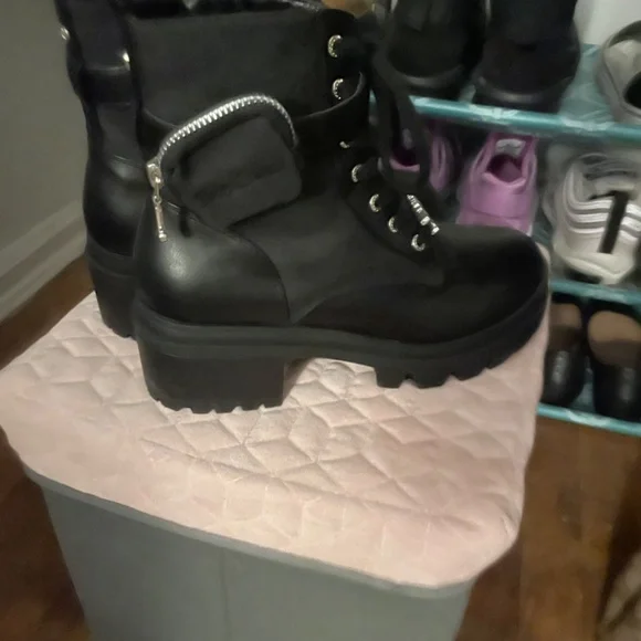 Juicy couture combat boots - Picture 2 of 3